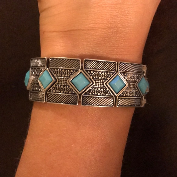 Aztec bracelet - Picture 2 of 2